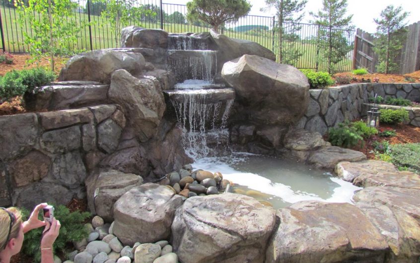 Tips From David Montyoa Stonemakers  While Installing A Waterfall In The Backyard!