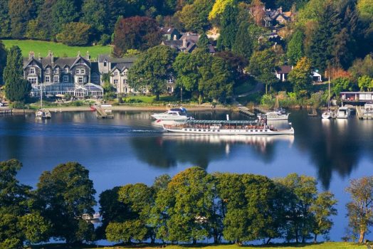5 Things To Consider When Booking A Lakeside Hotel