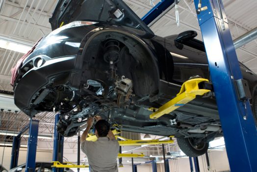Steps To Identify Certified BMW Mechanic Service Shop