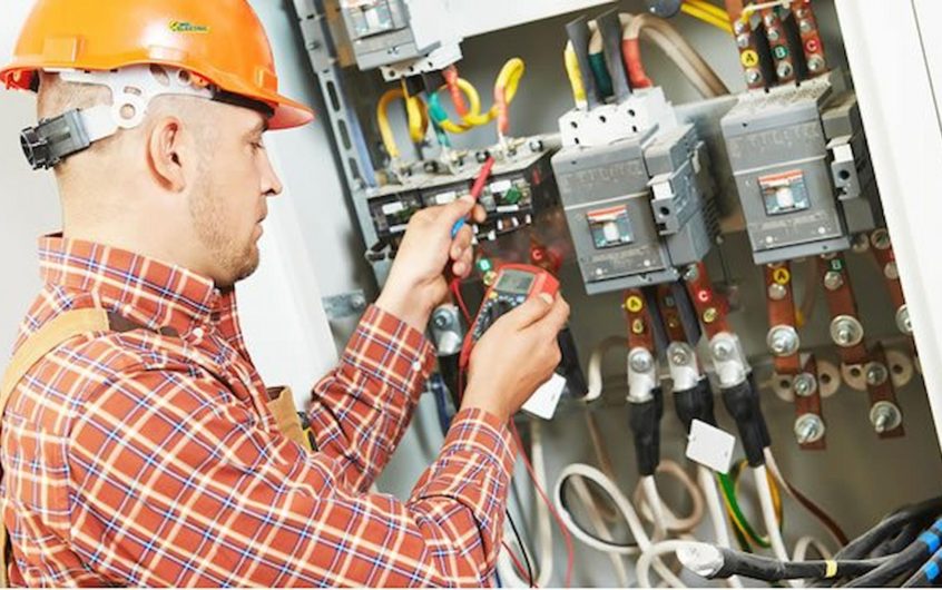 Pro Tips For Finding Reliable Domestic Electrical Contractors
