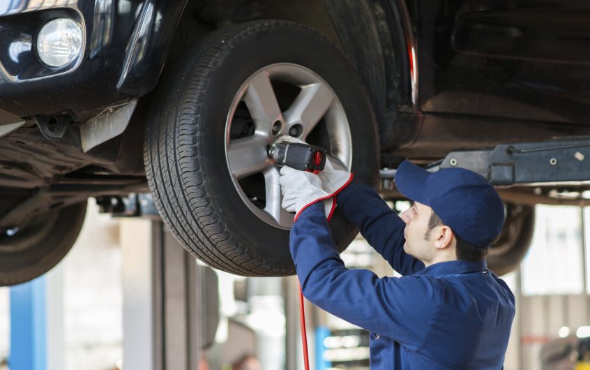 Top Tips To Hire The Right Garage Service Providers In Uxbridge