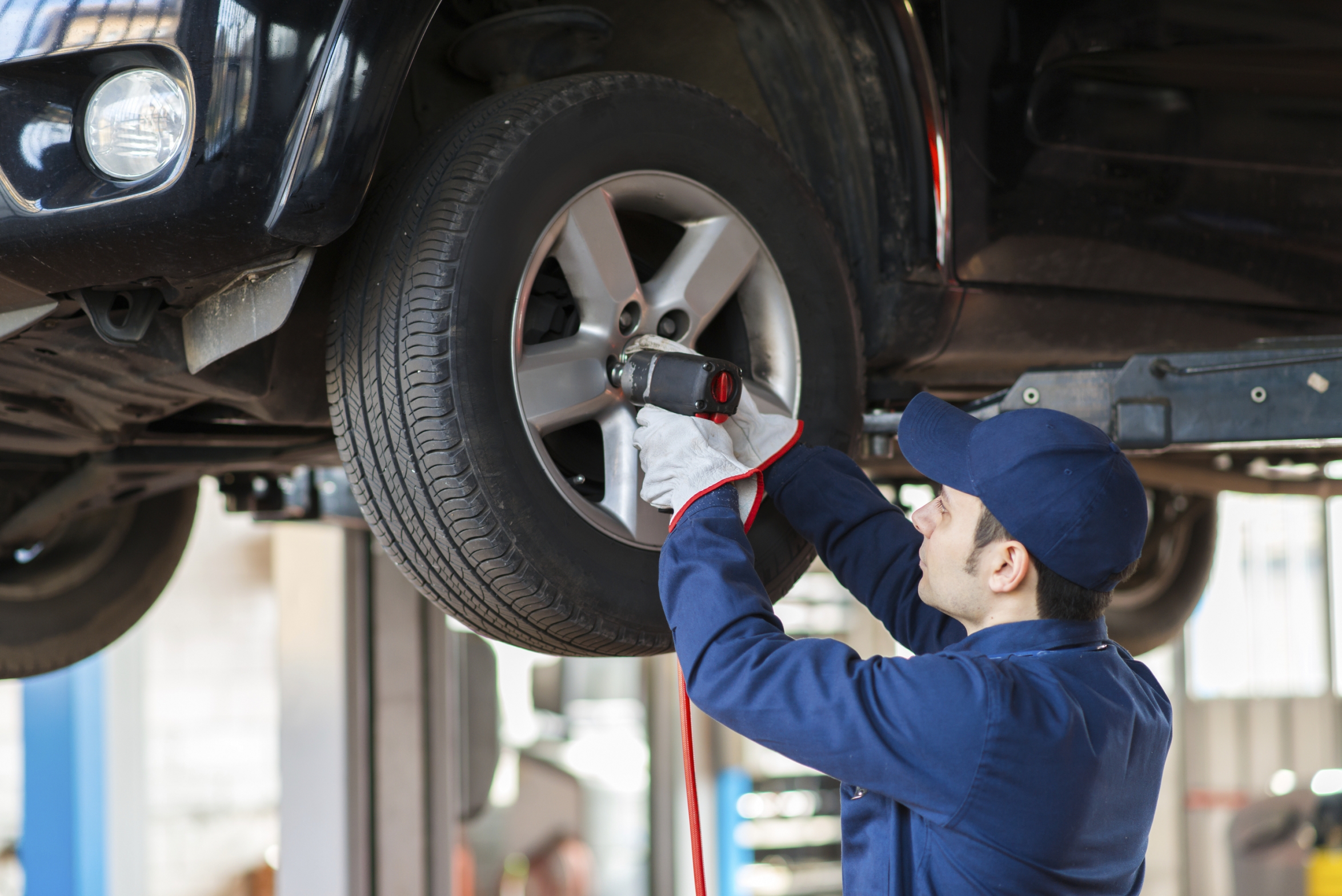 Top Tips To Hire The Right Garage Service Providers In Uxbridge