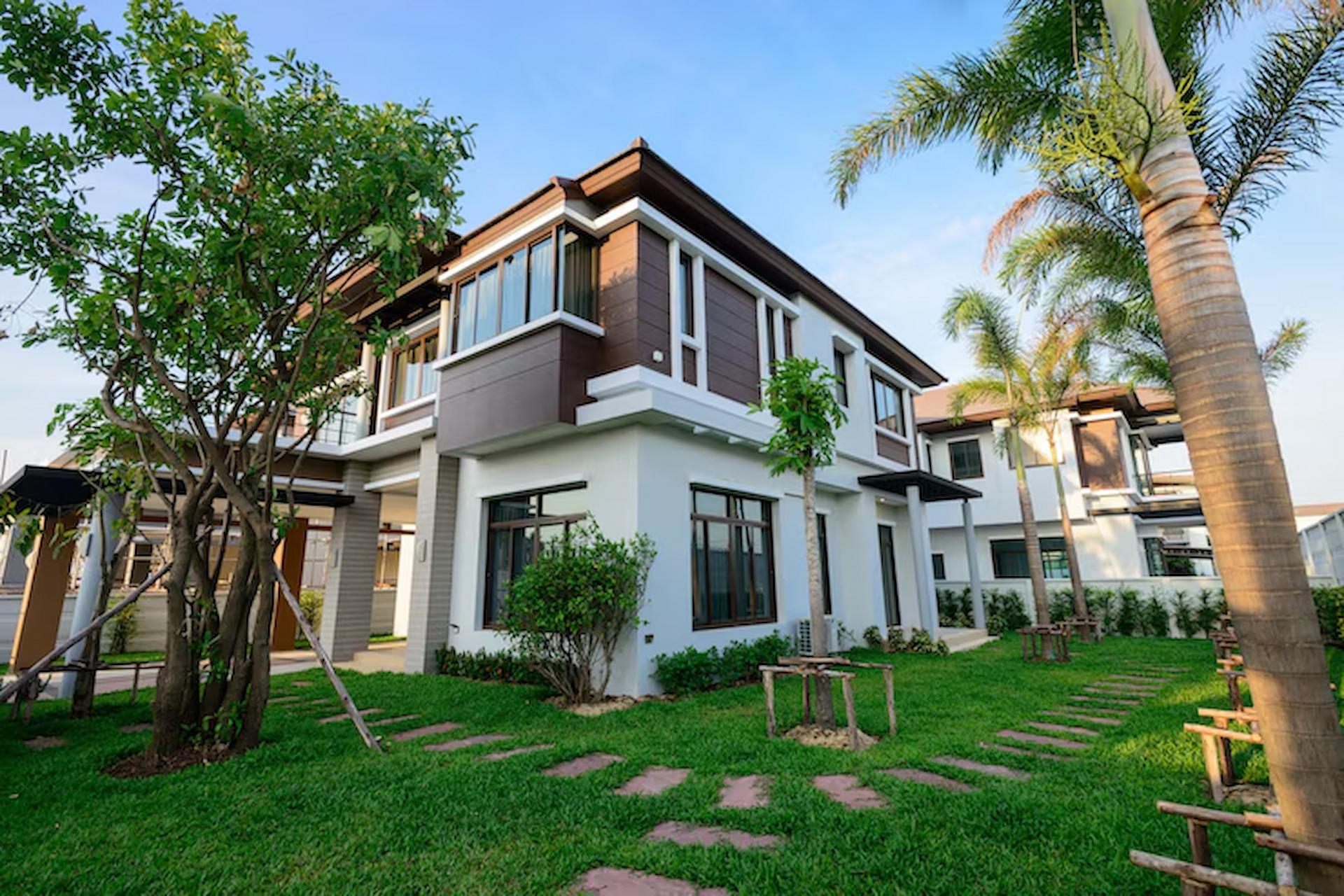 The Benefits of Investing in a Villa in Lanzarote’s Unique Landscape